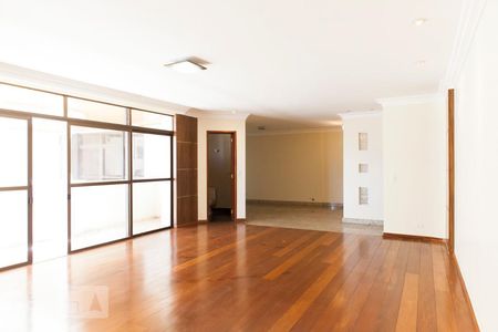 Apartamento para alugar com 275m², 4 quartos e 2 vagasSala