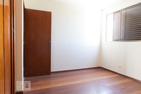 Quarto 1 de apartamento para alugar com 4 quartos, 275m² em Setor Central, Goiânia
