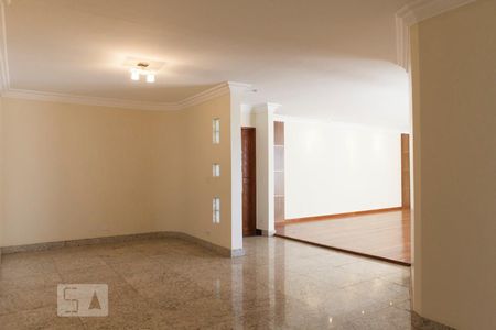 Sala de apartamento para alugar com 4 quartos, 275m² em Setor Central, Goiânia