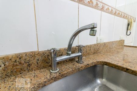 Casa à venda com 160m², 5 quartos e 4 vagasCozinha - torneira