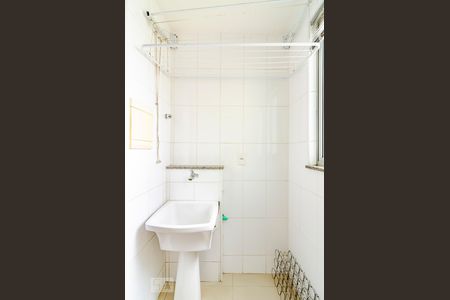 Apartamento à venda com 75m², 3 quartos e 1 vagaÁrea de Serviço