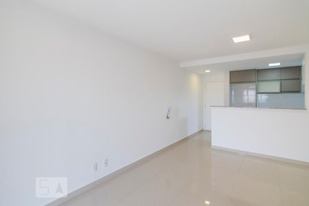 Sala de apartamento para alugar com 3 quartos, 78m² em Vila Floresta, Santo André