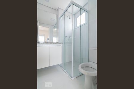 Banheiro da Suite de apartamento para alugar com 3 quartos, 78m² em Vila Floresta, Santo André