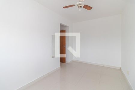 Quarto 2 de apartamento para alugar com 2 quartos, 60m² em Partenon, Porto Alegre