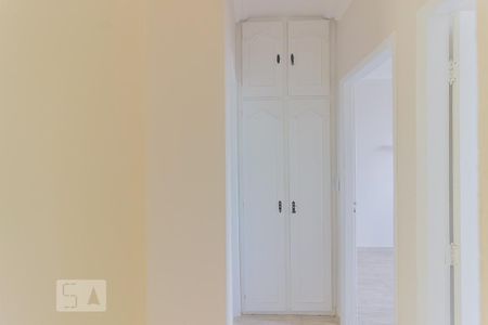 Corredor de apartamento à venda com 2 quartos, 72m² em João Pinheiro, Belo Horizonte