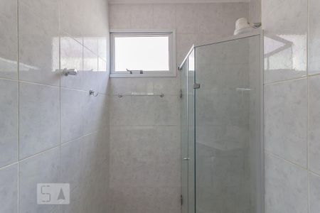 Banheiro de apartamento à venda com 2 quartos, 72m² em João Pinheiro, Belo Horizonte