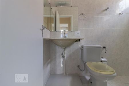 Banheiro de apartamento à venda com 2 quartos, 72m² em João Pinheiro, Belo Horizonte