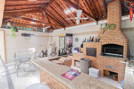 Casa à venda com 360m², 3 quartos e 5 vagasChurrasqueira