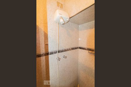 Casa à venda com 360m², 3 quartos e 5 vagasBanheiro da Suíte 2