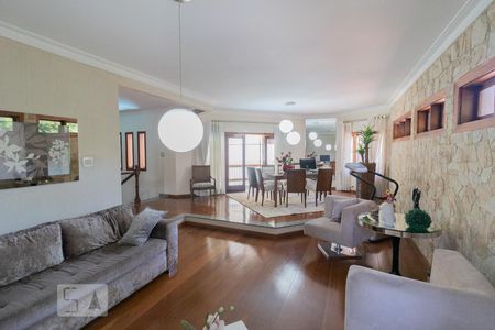 Sala de casa para alugar com 3 quartos, 360m² em City América, São Paulo