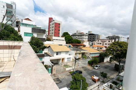 Apartamento para alugar com 85m², 3 quartos e 2 vagas Apartamento para alugar com 85m², 3 quartos e 2 vagasVista