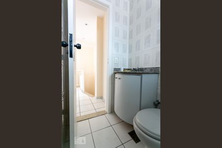 Apartamento para alugar com 85m², 3 quartos e 2 vagas Apartamento para alugar com 85m², 3 quartos e 2 vagasBanheiro