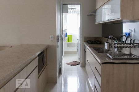 Apartamento à venda com 81m², 2 quartos e 2 vagas Apartamento à venda com 81m², 2 quartos e 2 vagasCozinha