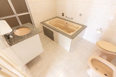 Banheiro de apartamento para alugar com 2 quartos, 138m² em Perdizes, São Paulo