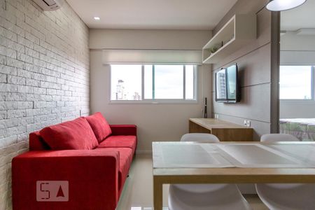 Sala de kitnet/studio para alugar com 1 quarto, 33m² em Centro, Curitiba