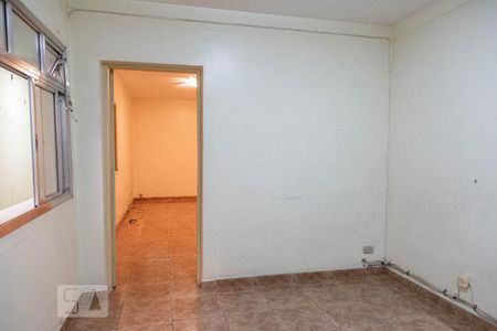 Casa à venda com 500m², 4 quartos e 3 vagas Casa à venda com 500m², 4 quartos e 3 vagasCasa 2 - Sala