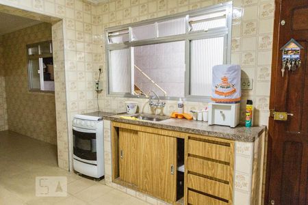 Casa à venda com 500m², 4 quartos e 3 vagas Casa à venda com 500m², 4 quartos e 3 vagasCasa 2 - Cozinha