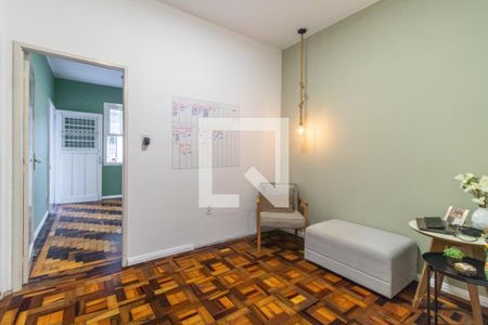 Sala de casa à venda com 2 quartos, 90m² em Menino Deus, Porto Alegre
