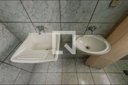 Banheiro de casa para alugar com 1 quarto, 20m² em Jardim Dom Bosco, Campinas