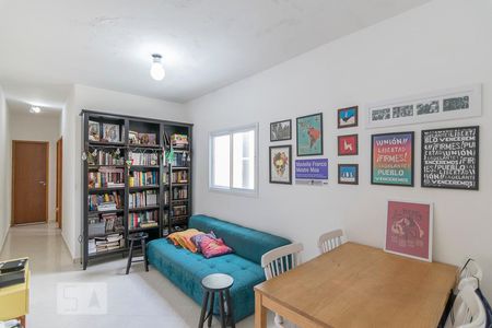 Sala de apartamento à venda com 2 quartos, 54m² em Parque das Nações, Santo André