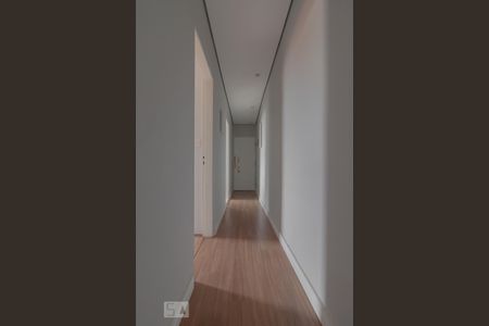 Corredor de apartamento à venda com 2 quartos, 60m² em Cambuci, São Paulo