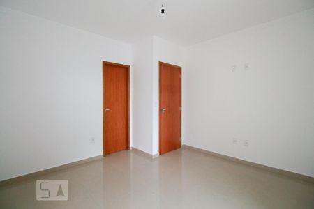Casa para alugar com 117m², 2 quartos e 2 vagasQuarto 2