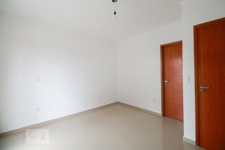 Casa para alugar com 117m², 2 quartos e 2 vagasQuarto 2