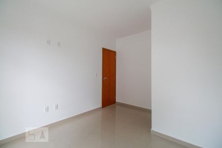 Quarto 1 de casa para alugar com 2 quartos, 117m² em Vila Lúcia, São Paulo