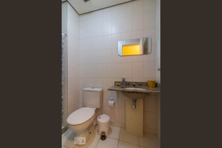 Banheiro de apartamento para alugar com 2 quartos, 52m² em Campestre, Santo André