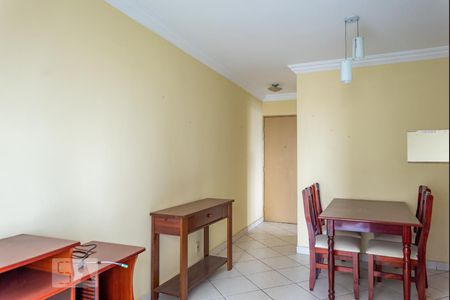Sala de apartamento à venda com 2 quartos, 60m² em Vila Ivone, São Paulo