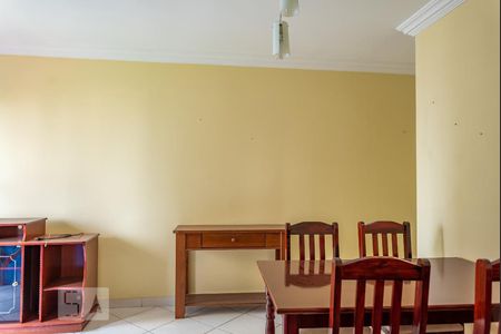 Sala de apartamento à venda com 2 quartos, 60m² em Vila Ivone, São Paulo