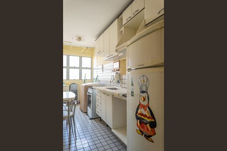 Apartamento à venda com 60m², 2 quartos e 1 vaga Apartamento à venda com 60m², 2 quartos e 1 vagaCozinha