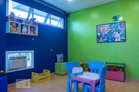 Apartamento à venda com 70m², 2 quartos e 1 vagaÁrea Comum - Playground