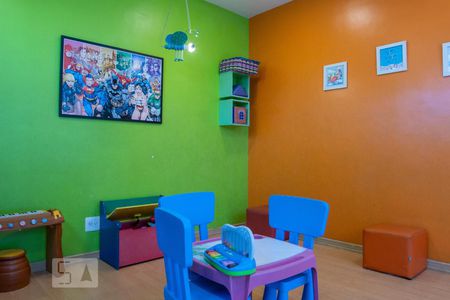 Apartamento à venda com 70m², 2 quartos e 1 vagaÁrea Comum - Playground