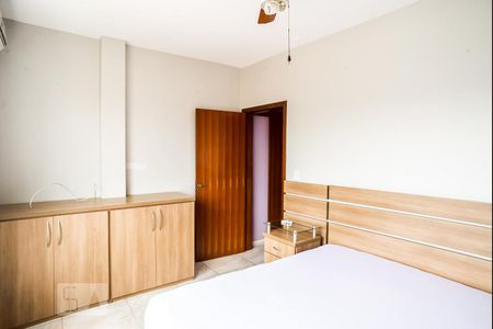 Apartamento à venda com 120m², 3 quartos e 2 vagasQuarto 2