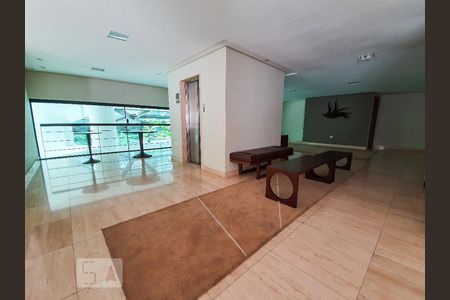 Apartamento à venda com 276m², 4 quartos e 4 vagasSalão de festas duplex