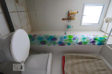 Banheiro de apartamento à venda com 2 quartos, 54m² em Anil, Rio de Janeiro