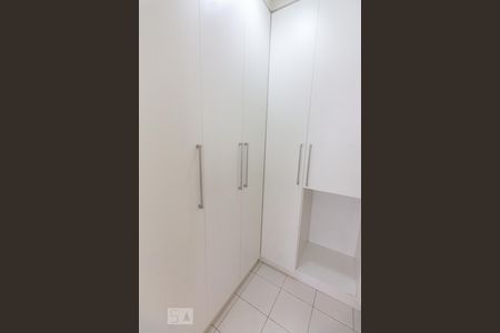 Apartamento à venda com 134m², 3 quartos e 2 vagasÁrea de Serviço Quarto