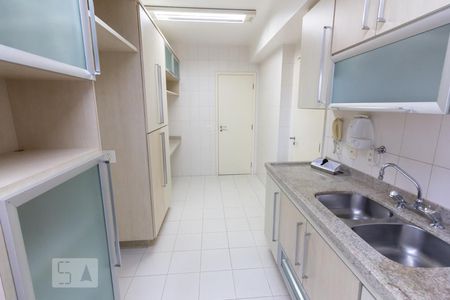 Apartamento à venda com 134m², 3 quartos e 2 vagasCozinha