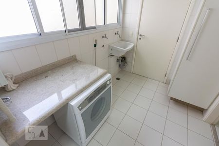 Apartamento à venda com 134m², 3 quartos e 2 vagasÁrea de Serviço