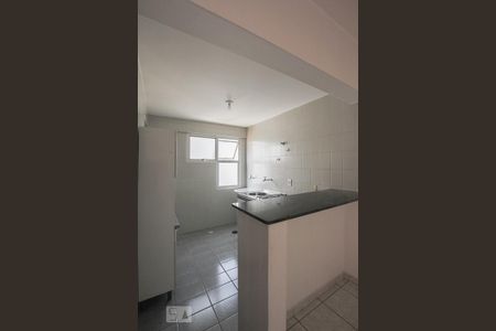 Cozinha de kitnet/studio para alugar com 1 quarto, 40m² em Botafogo, Campinas