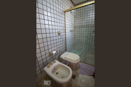 Apartamento para alugar com 300m², 4 quartos e 3 vagasbanheiro suite