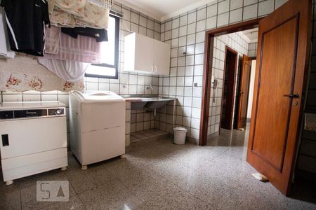 Apartamento para alugar com 300m², 4 quartos e 3 vagaslavanderia