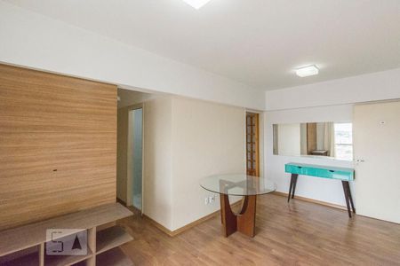 Sala de apartamento para alugar com 2 quartos, 60m² em Jardim Esmeralda, São Paulo