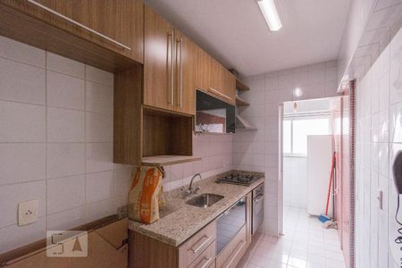 Cozinha de apartamento para alugar com 2 quartos, 60m² em Jardim Esmeralda, São Paulo