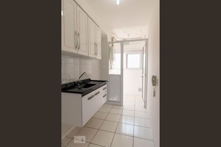 Studio para alugar com 35m², 1 quarto e sem vaga Studio para alugar com 35m², 1 quarto e sem vagaCozinha
