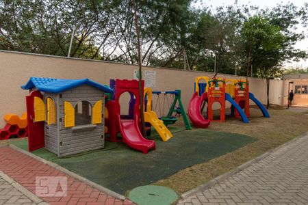 Studio para alugar com 35m², 1 quarto e sem vaga Studio para alugar com 35m², 1 quarto e sem vagaÁrea Comum - Playground