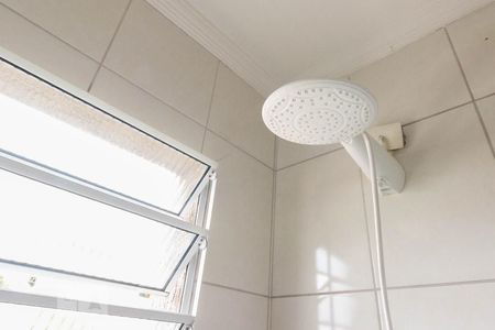 Banheiro suite 1 de casa para alugar com 2 quartos, 126m² em Vila Prudente, São Paulo