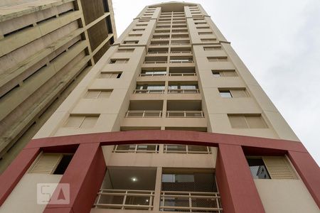 Apartamento à venda com 60m², 2 quartos e 1 vagaFachada