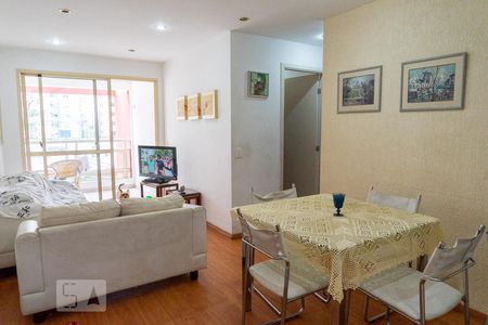 Apartamento à venda com 60m², 2 quartos e 1 vagaSala